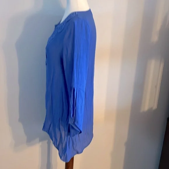 Counterparts Women Blouse - Picture 3 of 8